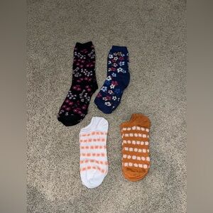 Floral Patterned women’s sock bundle